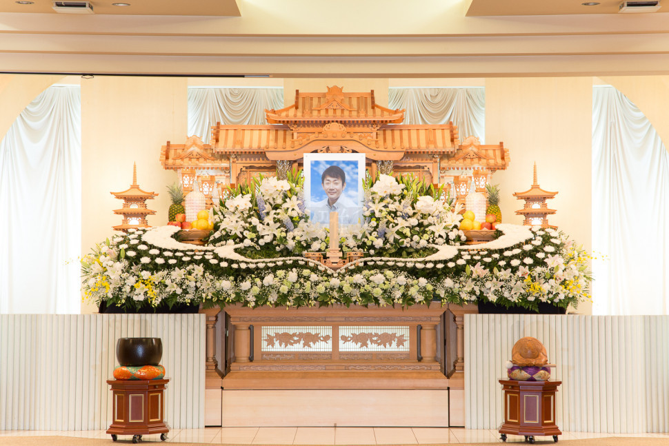 民衆のニーズが仏教葬儀のキリスト教化を後押しした？！